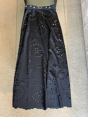 💜 Beautiful Cut Out Skirt Cover Up